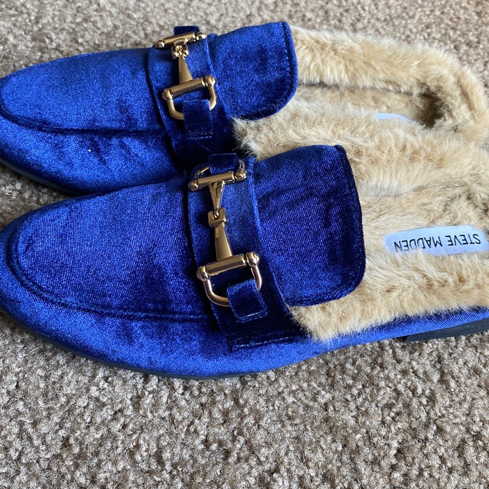 Steve Madden blue suede slip on loafers